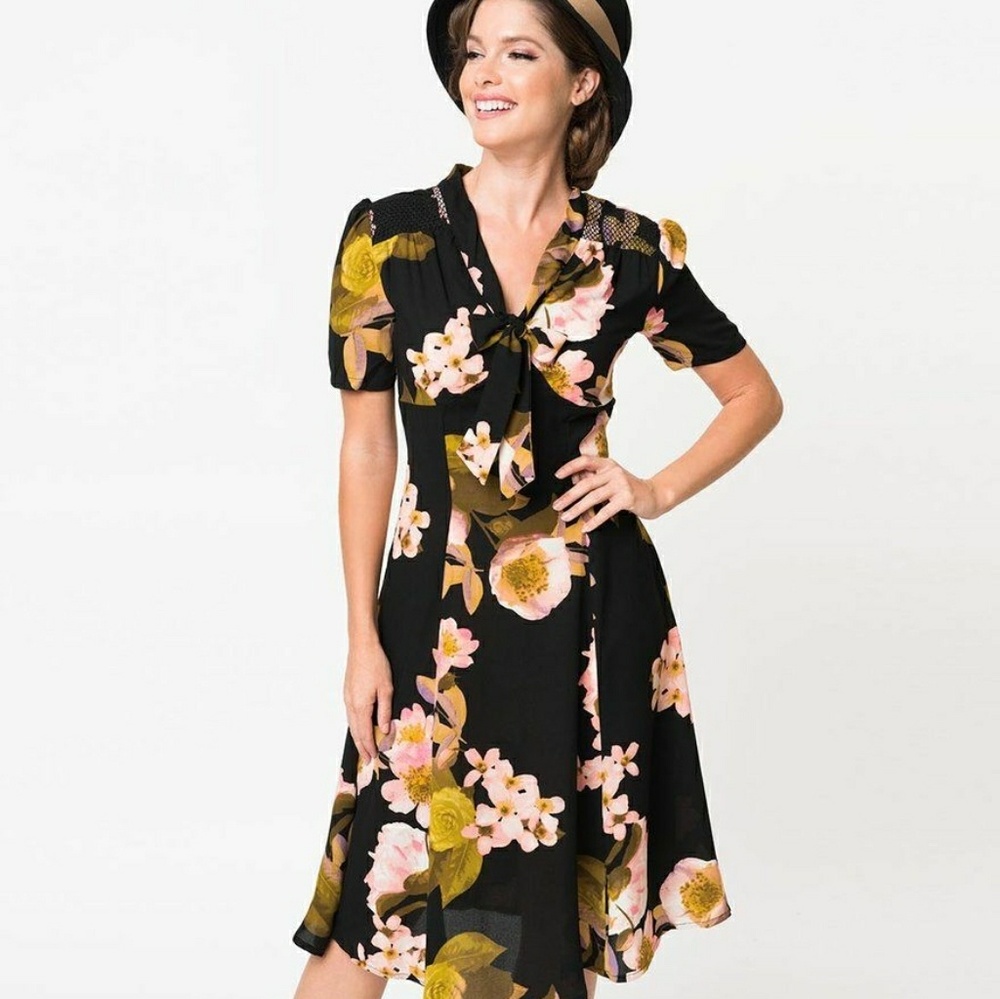 1940s Style Black & Pink Floral Swing Dress